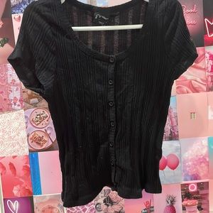 Black top with buttons and ruffle pattern!!